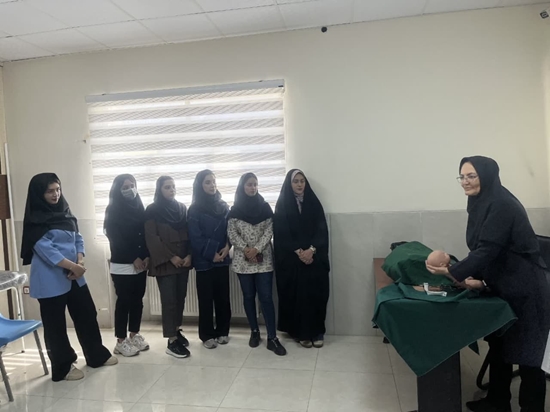 برگزاری کارگاه آموزشی مراقبتهای پرستاری در زایمان فیزیولوژیک